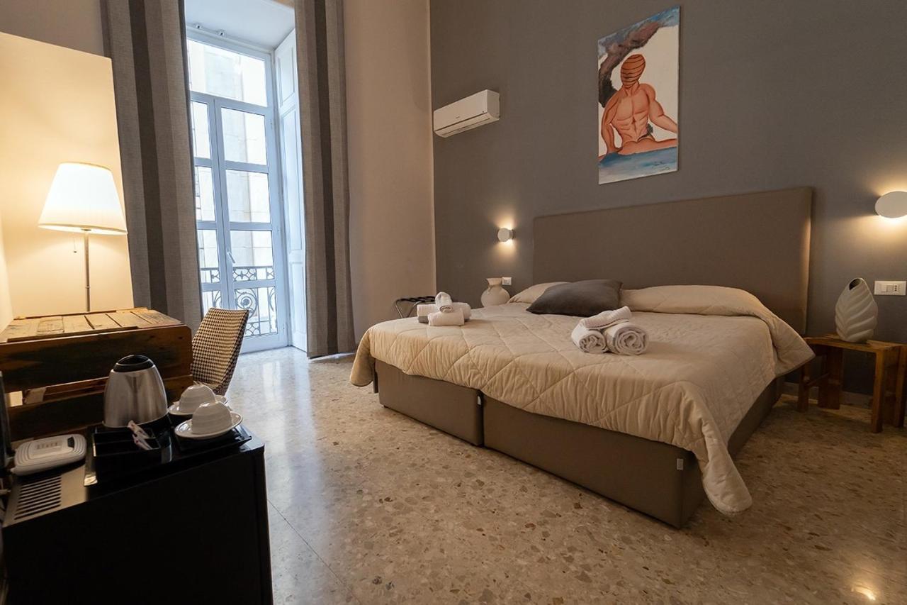 Pc Boutique H Napoli Centro, By Clapa Group Hotel Bagian luar foto