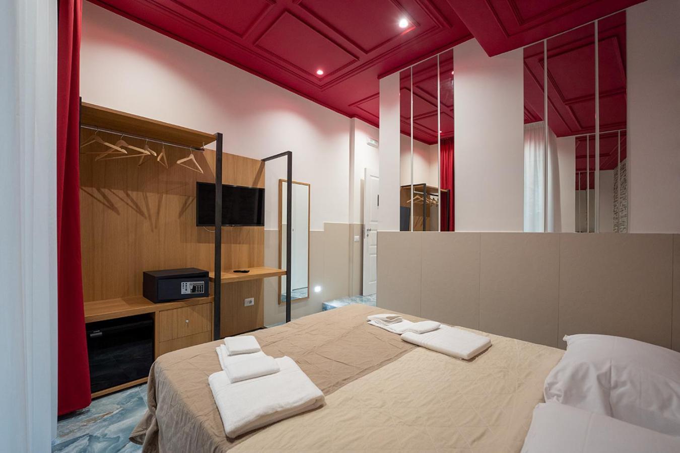 Pc Boutique H Napoli Centro, By Clapa Group Hotel Bagian luar foto